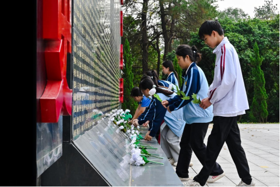 1709263023912748.png image.png