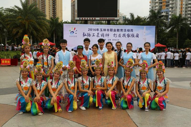 1492867170276052.jpg 25.jpg