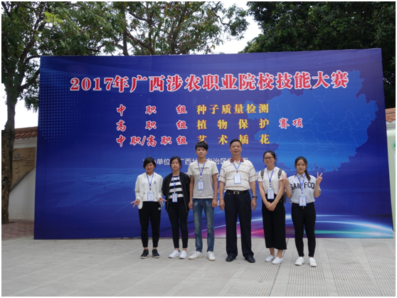 1497833525454318.png blob.png