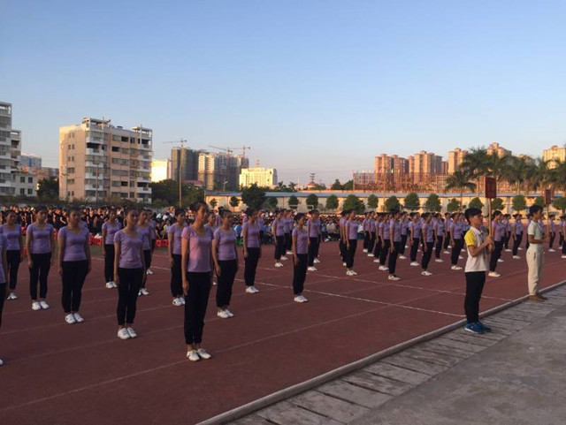 1492906731949008.jpg 04.jpg