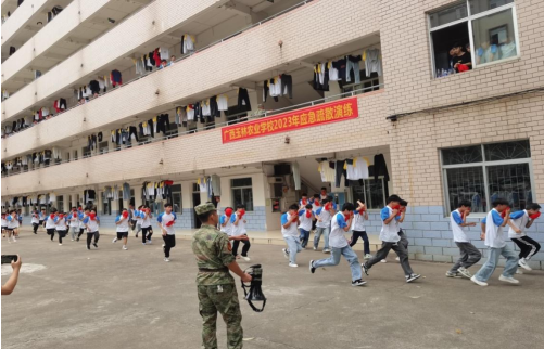 1697094598377666.png image.png