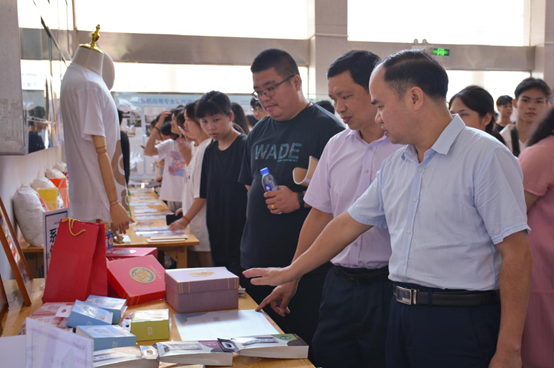 1627471385639460.png image.png